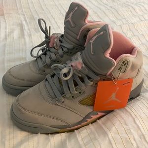 Womens AIR JORDAN 5 RETRO 'STEALTH’ Pink/Stealth-Vintage